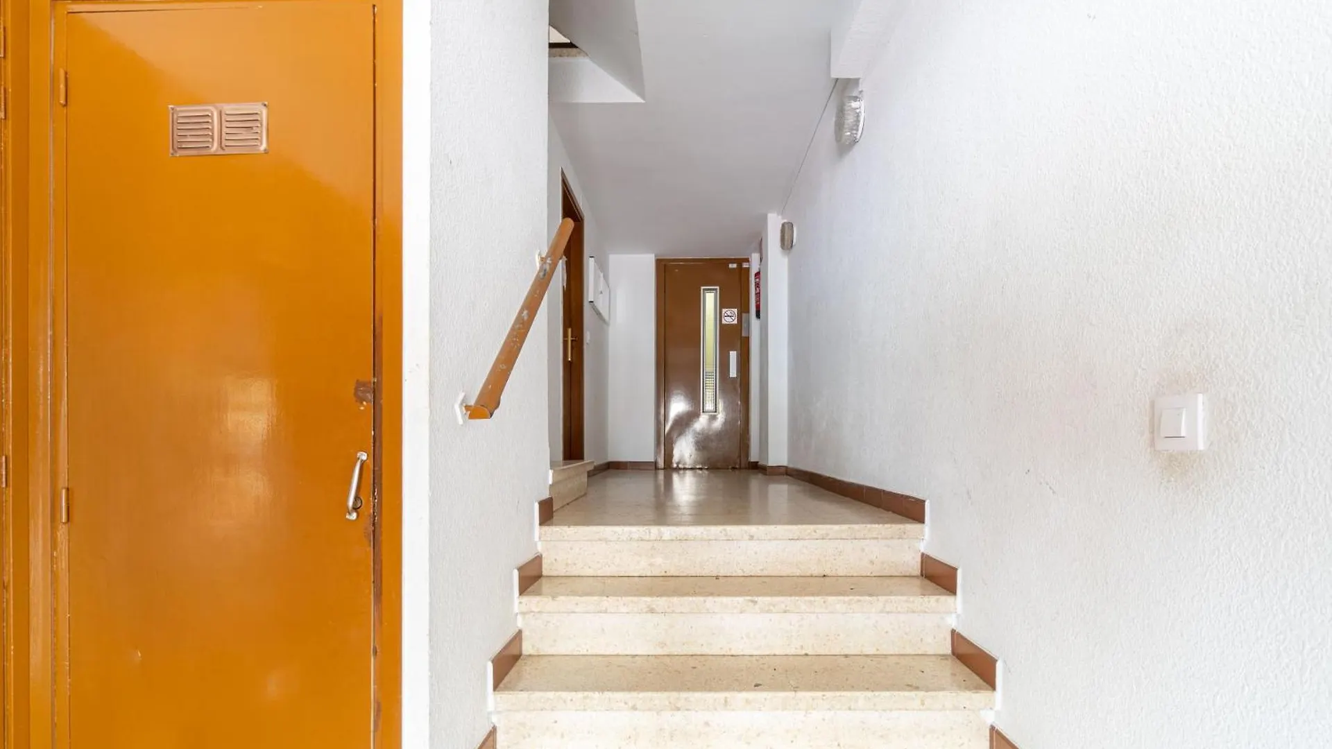 Goldhome - Apartamento Muy Bien Situado En La Avenida Principal Y Muy Cerca De La Playa Empuriabrava